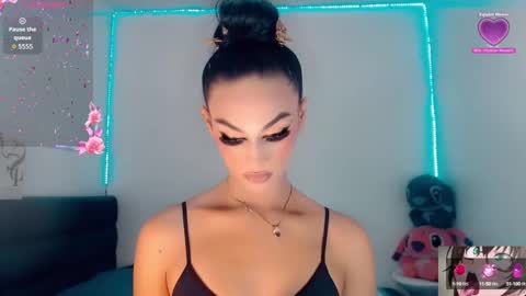 Snapshot of riannagarcia_ chatting on October 2, 2025, 3:35 am Rianna Garcia online show from October 2, 2025, 3:35 am