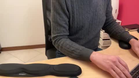 Snapshot of riccardofortis chatting on March 3, 2025, 5:50 pm riccardofortis online show from March 3, 2025, 5:50 pm