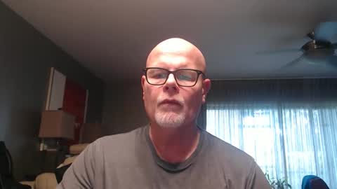 Snapshot of rich32937 chatting on May 10, 2026, 6:46 pm rich32937 online show from May 10, 2026, 6:46 pm