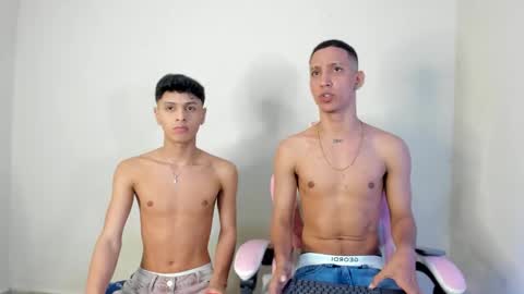 Snapshot of rich4rd27_ chatting on October 1, 2025, 3:34 am Rich4rd27 online show from October 1, 2025, 3:34 am