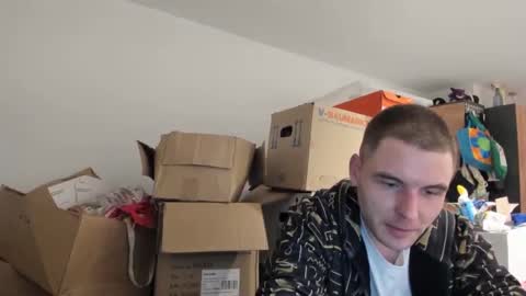 Snapshot of rich_richard567 chatting on March 6, 2025, 9:25 am rich_richard567 online show from March 6, 2025, 9:25 am