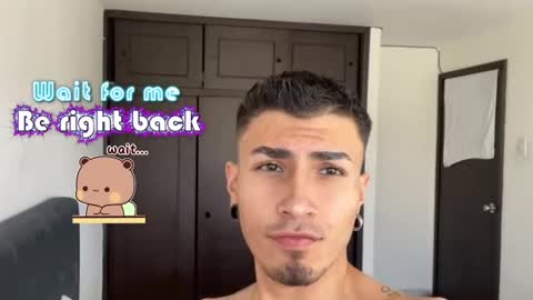 Snapshot of richard_carter_ chatting on January 31, 2025, 5:51 am Richard online show from January 31, 2025, 5:51 am