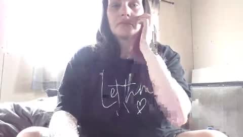 Snapshot of richi3richny chatting on April 4, 2026, 5:43 pm Richie online show from April 4, 2026, 5:43 pm