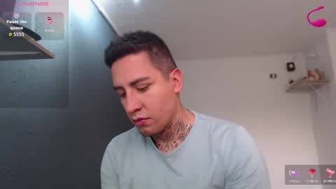 Snapshot of richi_grubby chatting on October 13, 2025, 5:35 pm David online show from October 13, 2025, 5:35 pm