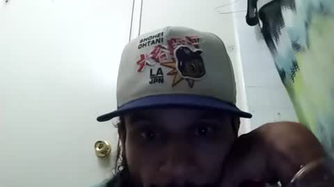 Snapshot of richierich008 chatting on November 10, 2025, 8:35 am richierich008 online show from November 10, 2025, 8:35 am