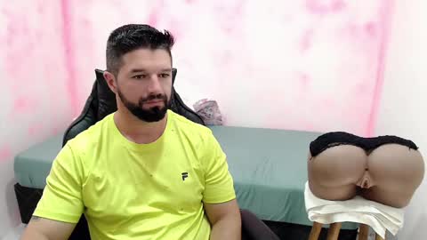 Snapshot of richrolland chatting on December 2, 2024, 2:09 am Rickseduction online show from December 2, 2024, 2:09 am