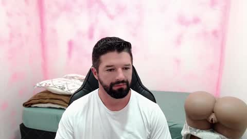 Snapshot of richrolland chatting on December 19, 2024, 9:17 pm Rickseduction online show from December 19, 2024, 9:17 pm