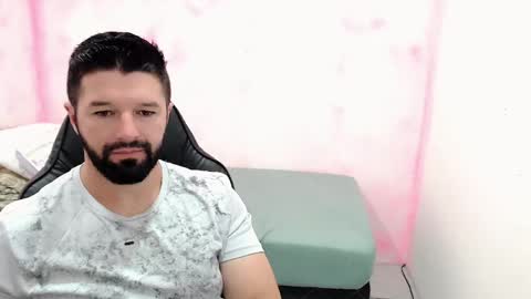 Snapshot of richrolland chatting on January 18, 2025, 3:42 am Rickseduction online show from January 18, 2025, 3:42 am