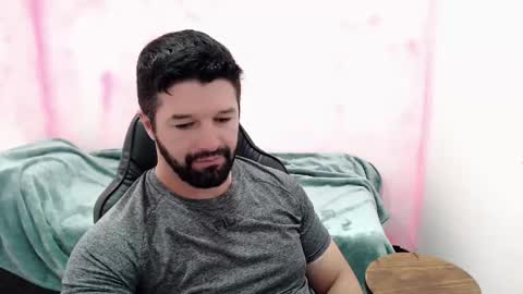 Snapshot of richrolland chatting on February 4, 2025, 12:29 am Rickseduction online show from February 4, 2025, 12:29 am