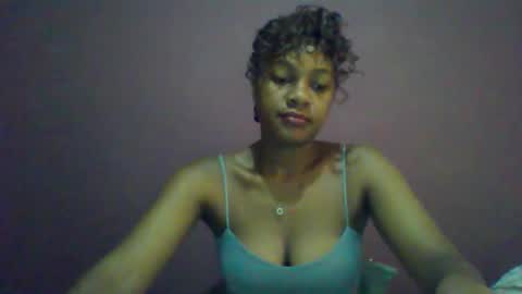 ricie001 online show from May 6, 2026, 12:21 pm