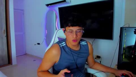 Snapshot of rick_shellby chatting on November 14, 2025, 12:09 am Rick online show from November 14, 2025, 12:09 am