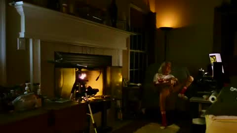 PINK HOLE TWINK online show from September 14, 2025, 4:00 am