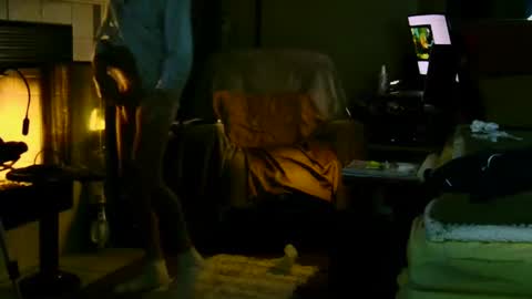 PINK HOLE TWINK online show from November 29, 2025, 7:00 am