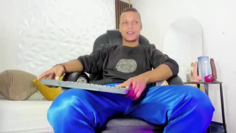 Snapshot of ricky_owens1 chatting on September 25, 2025, 2:43 pm Ricky online show from September 25, 2025, 2:43 pm