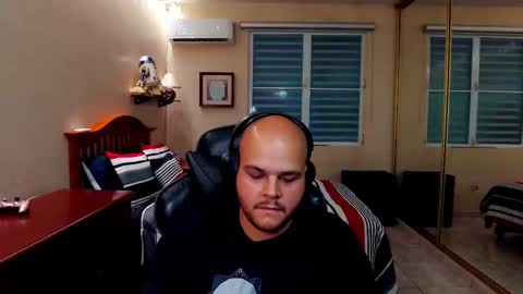 Snapshot of rickyj1012 chatting on October 3, 2025, 10:07 pm Ricky online show from October 3, 2025, 10:07 pm