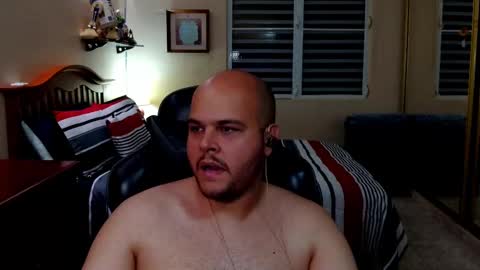 Snapshot of rickyj1012 chatting on November 15, 2025, 11:32 pm Ricky online show from November 15, 2025, 11:32 pm