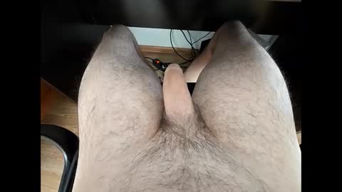 Snapshot of ride_my_dick_bb chatting on January 15, 2026, 8:52 am ride_my_dick_bb online show from January 15, 2026, 8:52 am