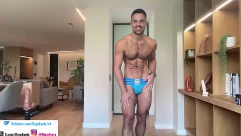 Snapshot of rigoavela chatting on February 12, 2026, 8:37 pm Rigo Avela online show from February 12, 2026, 8:37 pm