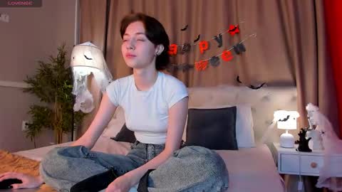 Snapshot of rihanna_walker chatting on October 26, 2025, 1:22 am rihanna_walker online show from October 26, 2025, 1:22 am