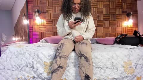 Snapshot of rihannadeep chatting on February 21, 2025, 10:07 am Sara online show from February 21, 2025, 10:07 am