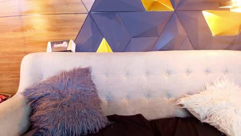 Snapshot of riley_reid_19 chatting on April 9, 2026, 6:19 am kamila online show from April 9, 2026, 6:19 am