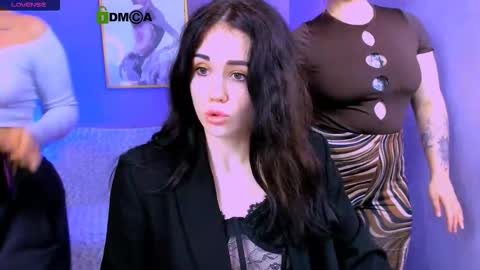 Meow online show from November 12, 2025, 8:30 pm