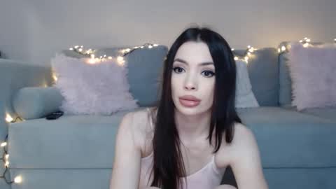 RileyEve online show from December 20, 2025, 4:52 am