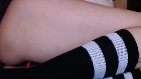 rileylannax online show from March 27, 2026, 4:07 am