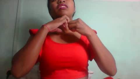 rinah856024 online show from February 9, 2026, 4:44 pm