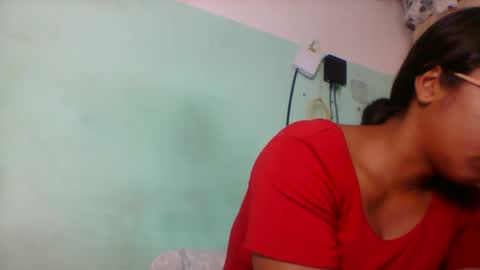 rinah856024 online show from May 16, 2026, 11:20 am