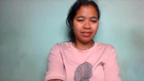 Snapshot of rinah856024 chatting on August 2, 2026, 2:43 am rinah856024 online show from August 2, 2026, 2:43 am