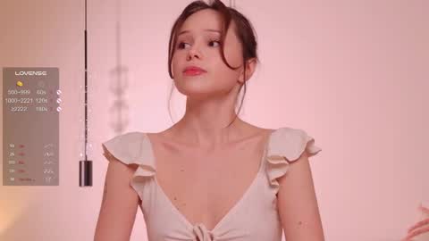 Rina online show from April 14, 2026, 11:33 pm