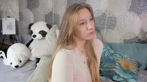 Snapshot of rindragon chatting on November 2, 2025, 7:16 pm Rina online show from November 2, 2025, 7:16 pm