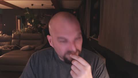 Snapshot of ripp3r chatting on December 2, 2024, 7:05 pm Jack online show from December 2, 2024, 7:05 pm