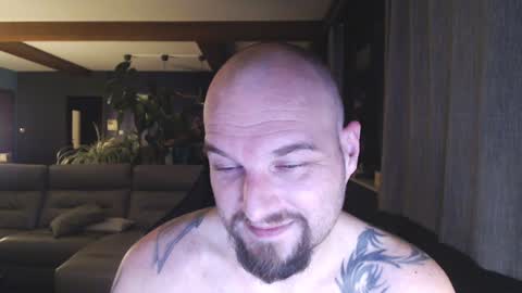 Snapshot of ripp3r chatting on December 3, 2024, 5:01 pm Jack online show from December 3, 2024, 5:01 pm