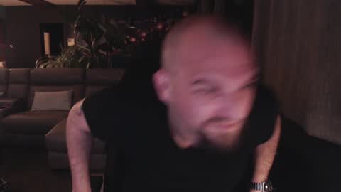 Snapshot of ripp3r chatting on December 7, 2024, 7:10 pm Jack online show from December 7, 2024, 7:10 pm