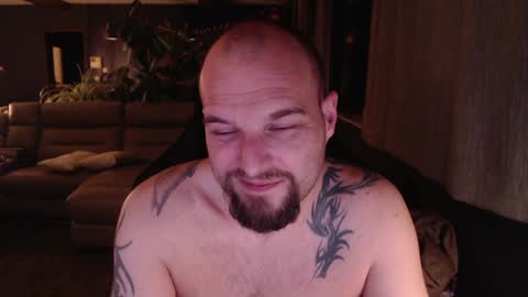 Snapshot of ripp3r chatting on December 20, 2024, 3:14 am Jack online show from December 20, 2024, 3:14 am