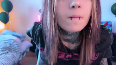   DianaBrite            fansl y online show from February 3, 2026, 1:05 pm