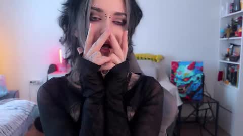   DianaBrite            fansl y online show from February 26, 2026, 1:43 pm