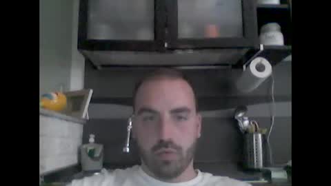 riri2121 online show from April 12, 2026, 10:31 am