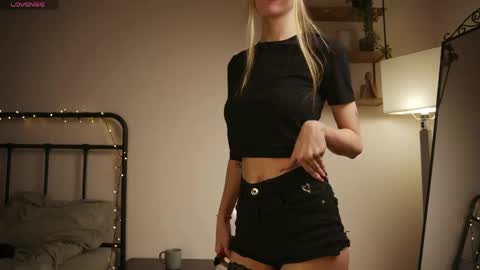 DARIA online show from April 12, 2026, 4:12 pm