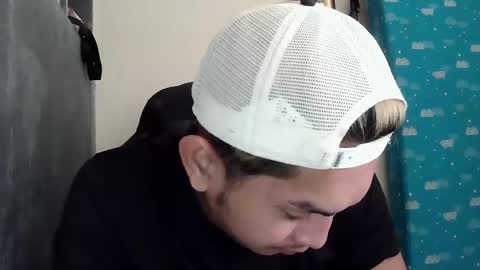 Snapshot of ririhoee chatting on April 5, 2026, 4:53 am ririhoee online show from April 5, 2026, 4:53 am