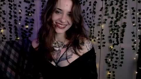 risha_laass online show from May 29, 2026, 8:07 pm