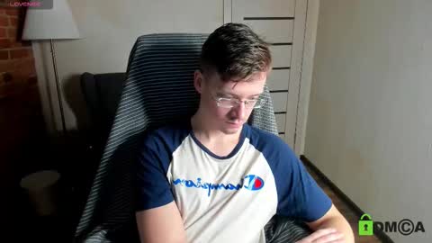 VAnitas online show from November 30, 2025, 1:26 pm