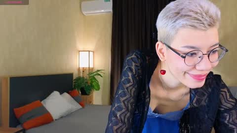 Agnes online show from December 8, 2024, 7:05 am