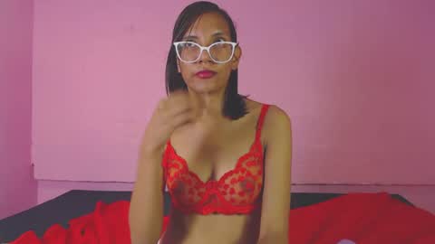 Snapshot of risy_rose chatting on February 11, 2025, 11:01 pm risy_rose online show from February 11, 2025, 11:01 pm