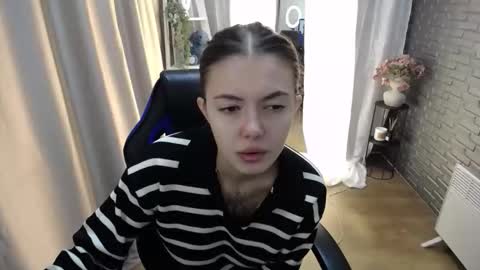 Snapshot of ritaneer chatting on October 5, 2025, 8:12 am ritaneer online show from October 5, 2025, 8:12 am