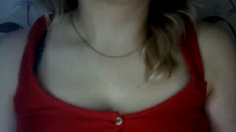 Snapshot of riveramaureen chatting on January 19, 2025, 11:45 am RiveraMaureen online show from January 19, 2025, 11:45 am