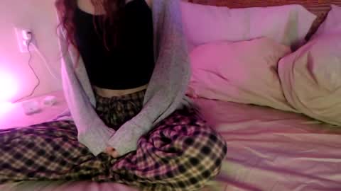 Snapshot of rizzyy333 chatting on October 21, 2025, 8:37 am rizzyy333 online show from October 21, 2025, 8:37 am