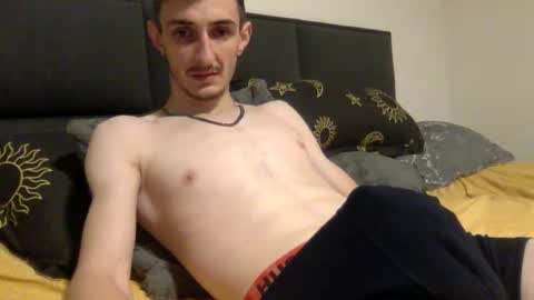 rmarcu online show from April 18, 2026, 11:27 pm